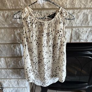 Simply Vera Vera Wang Cream and Black Patterned Sleeveless Blouse Small